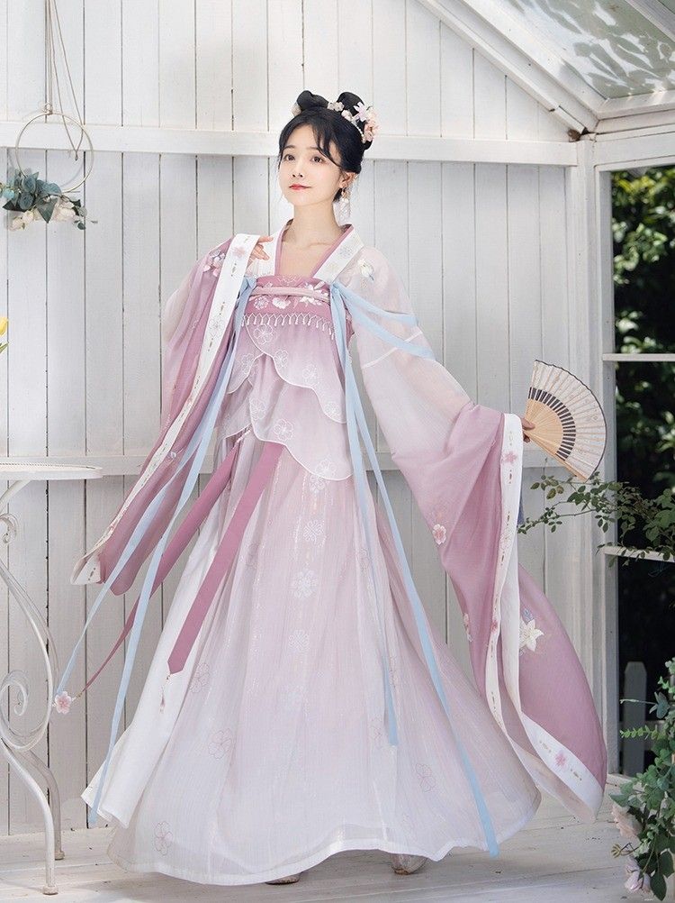 Traditional Chinese童装,探索女童的中式魅力 Traditional Chinese童装,探索女童的中式魅力