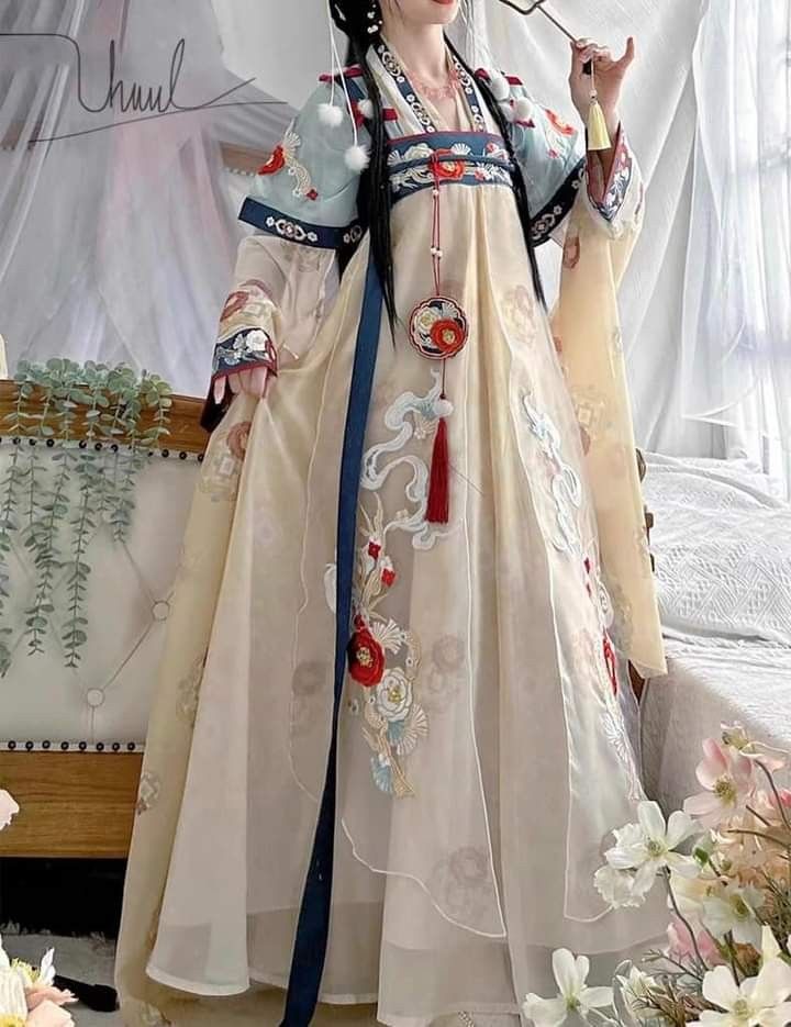 A 9-Year-Old Fairy Child in Hanfu Fashion A 9-Year-Old Fairy Child in Hanfu Fashion