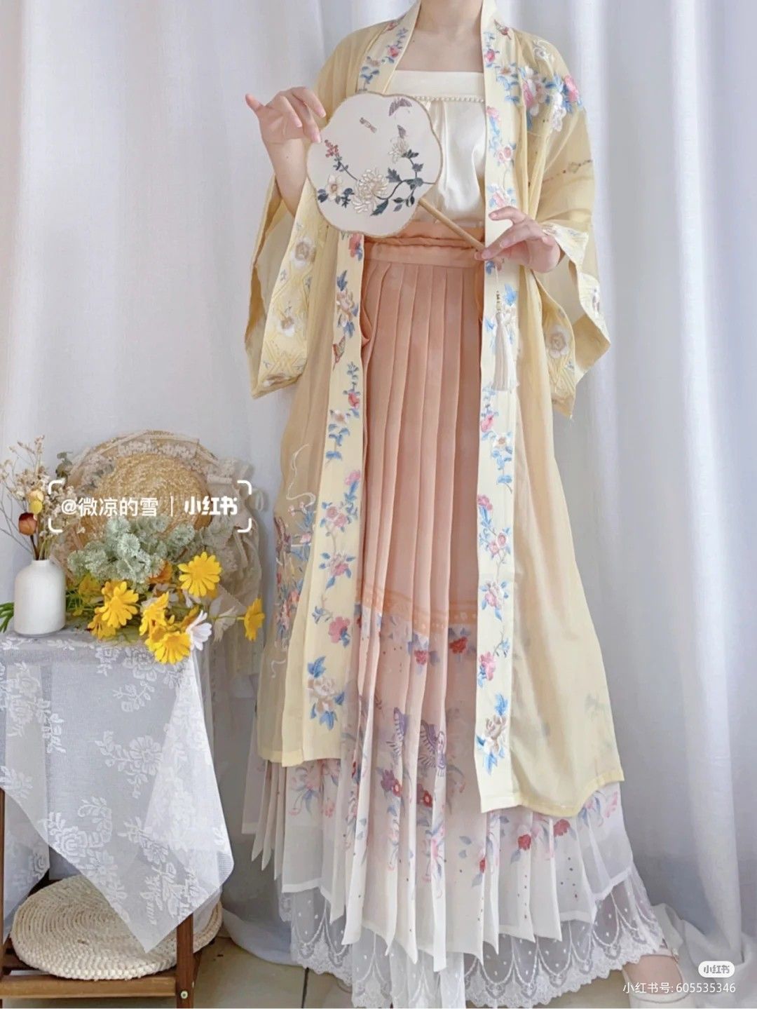Reinventing Traditional Qipao:High-End Autumn and Winter Fashion Reinventing Traditional Qipao:High-End Autumn and Winter Fashion