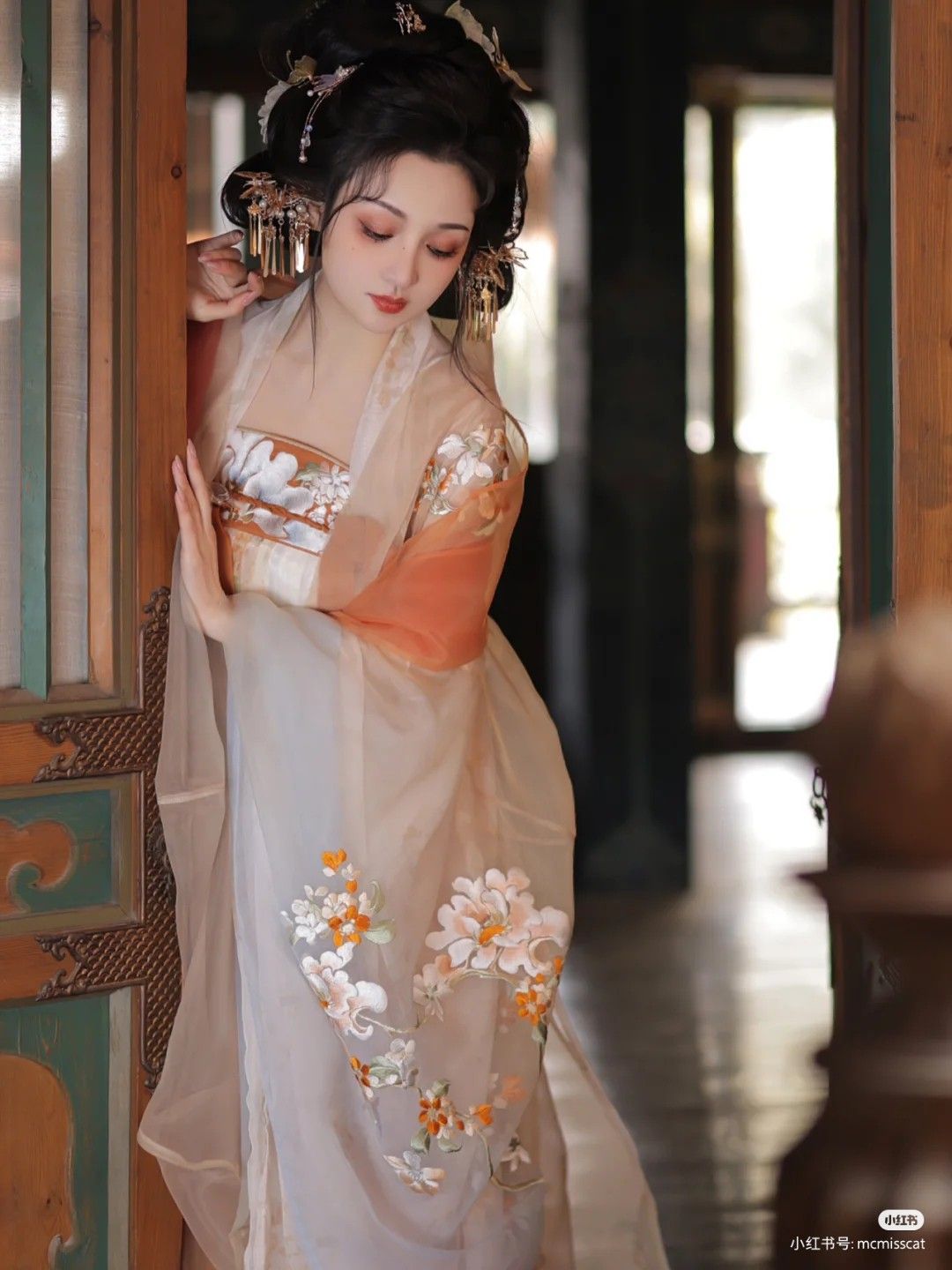 The Summer of Five Heroes:The Splendor of Hanfu in the Five Tigers Glory The Summer of Five Heroes:The Splendor of Hanfu in the Five Tigers Glory