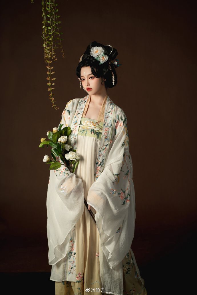 Summer Fashion for Little Girls:The Charm of Traditional Hanfu Costumes Summer Fashion for Little Girls:The Charm of Traditional Hanfu Costumes