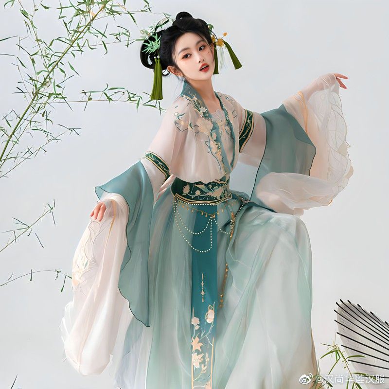 Chinese Traditional Womens Fashion:The Splendor of Hanfu