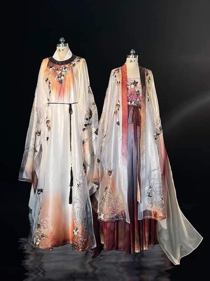 The Cheongsam Lady:Embracing Neo-Chinese Style with Butterflies of Beauty The Cheongsam Lady:Embracing Neo-Chinese Style with Butterflies of Beauty