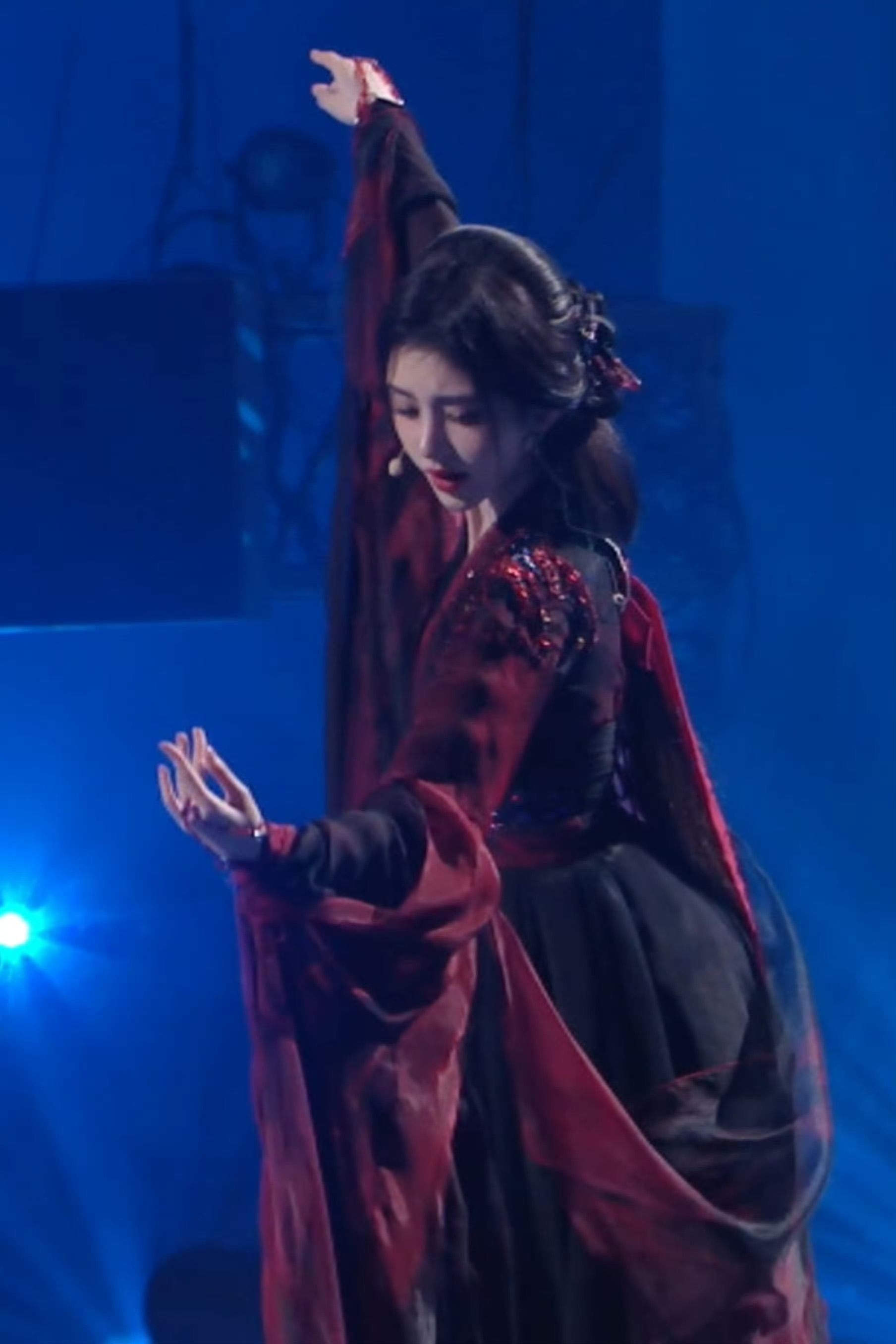 Blooming Deities:Original Hanfu Unstained in the Flower Realm Chronicles