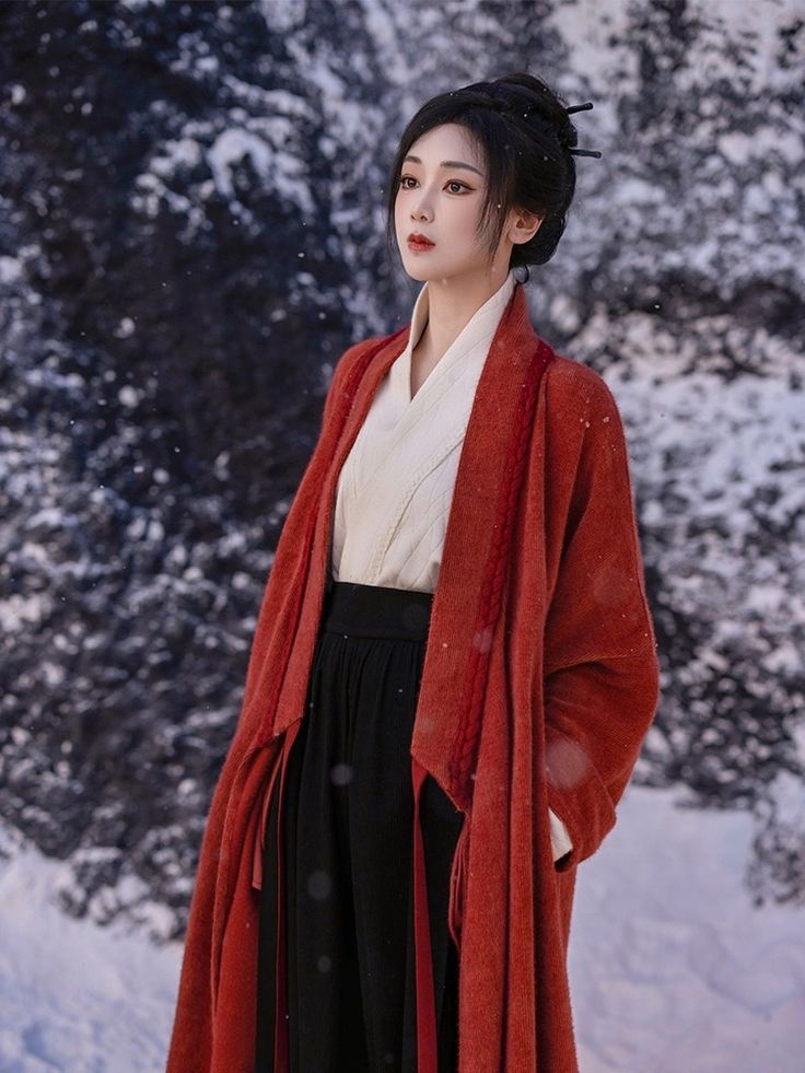 The Splendor of Hanfu Chest Decorations:A Journey into Traditional Chinese Elegance