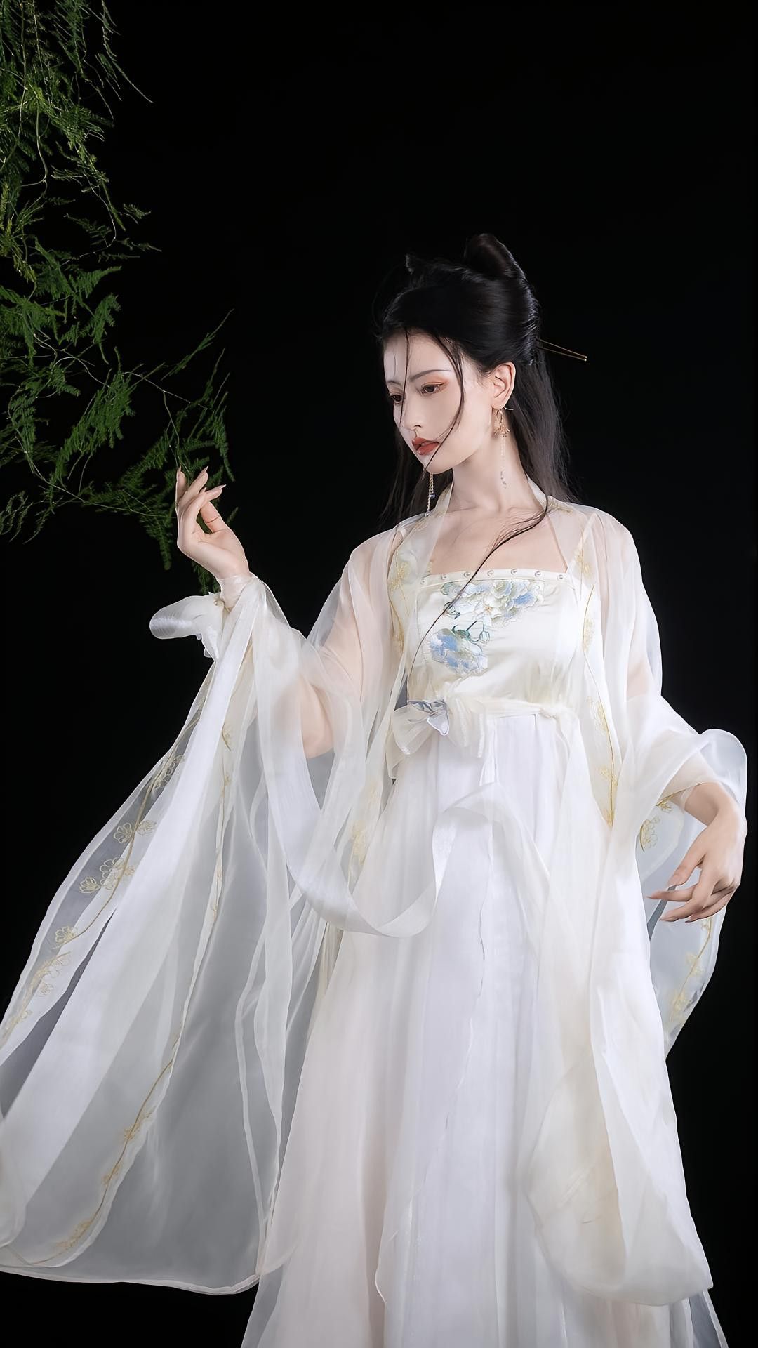The Dawn of a Pink Cheongsam:Embracing the Enchanting Beauty of Traditional Elegance The Dawn of a Pink Cheongsam:Embracing the Enchanting Beauty of Traditional Elegance