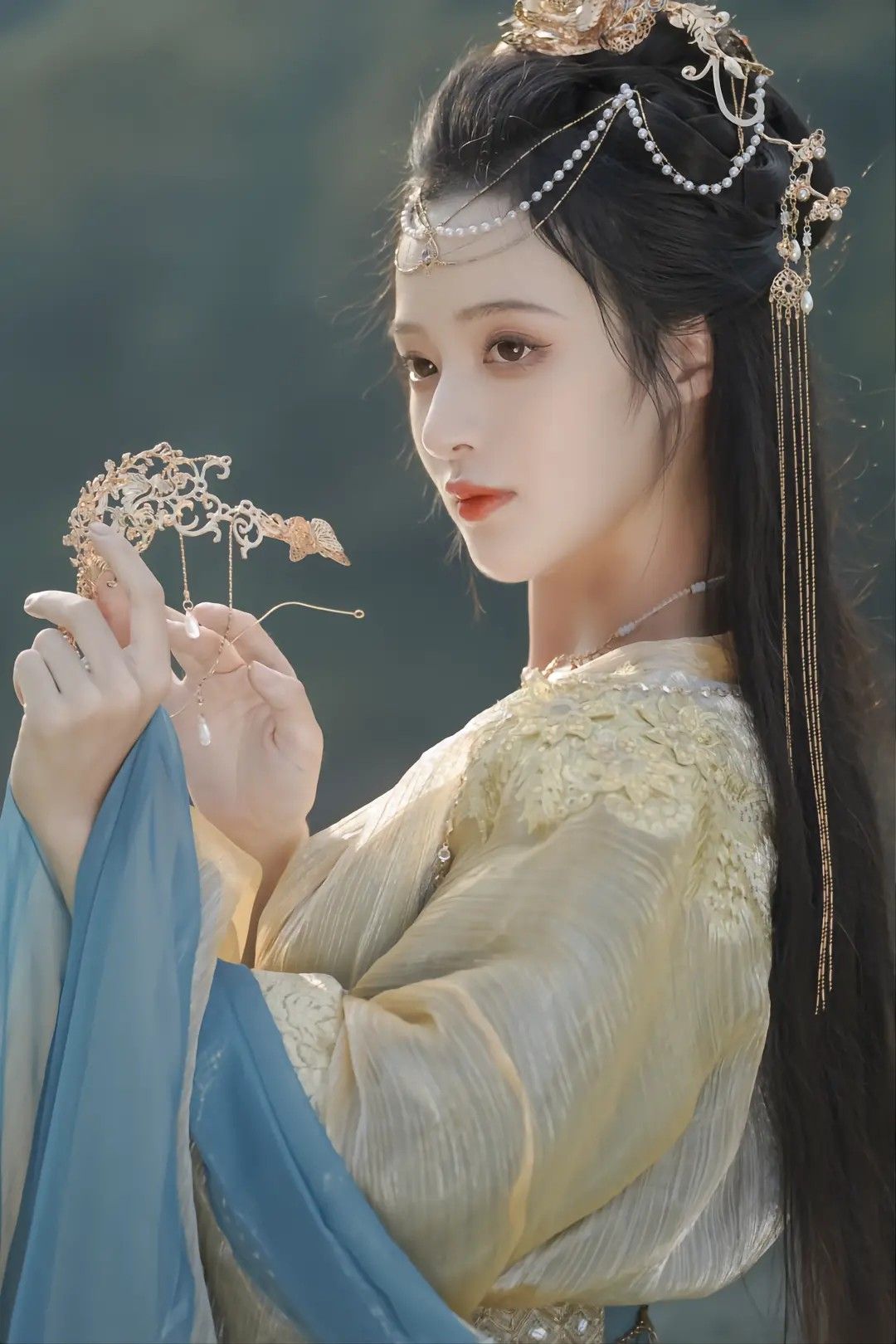 Maternal and Child Hanfu Fashion in Summer:A Guide to Traditional Outfits Maternal and Child Hanfu Fashion in Summer:A Guide to Traditional Outfits