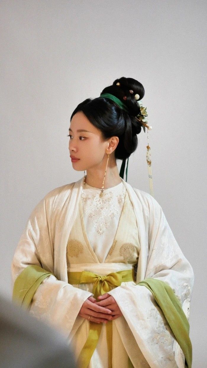 Girl Childrens Hanfu Shawls:A Blend of Tradition and Modernity Girl Childrens Hanfu Shawls:A Blend of Tradition and Modernity