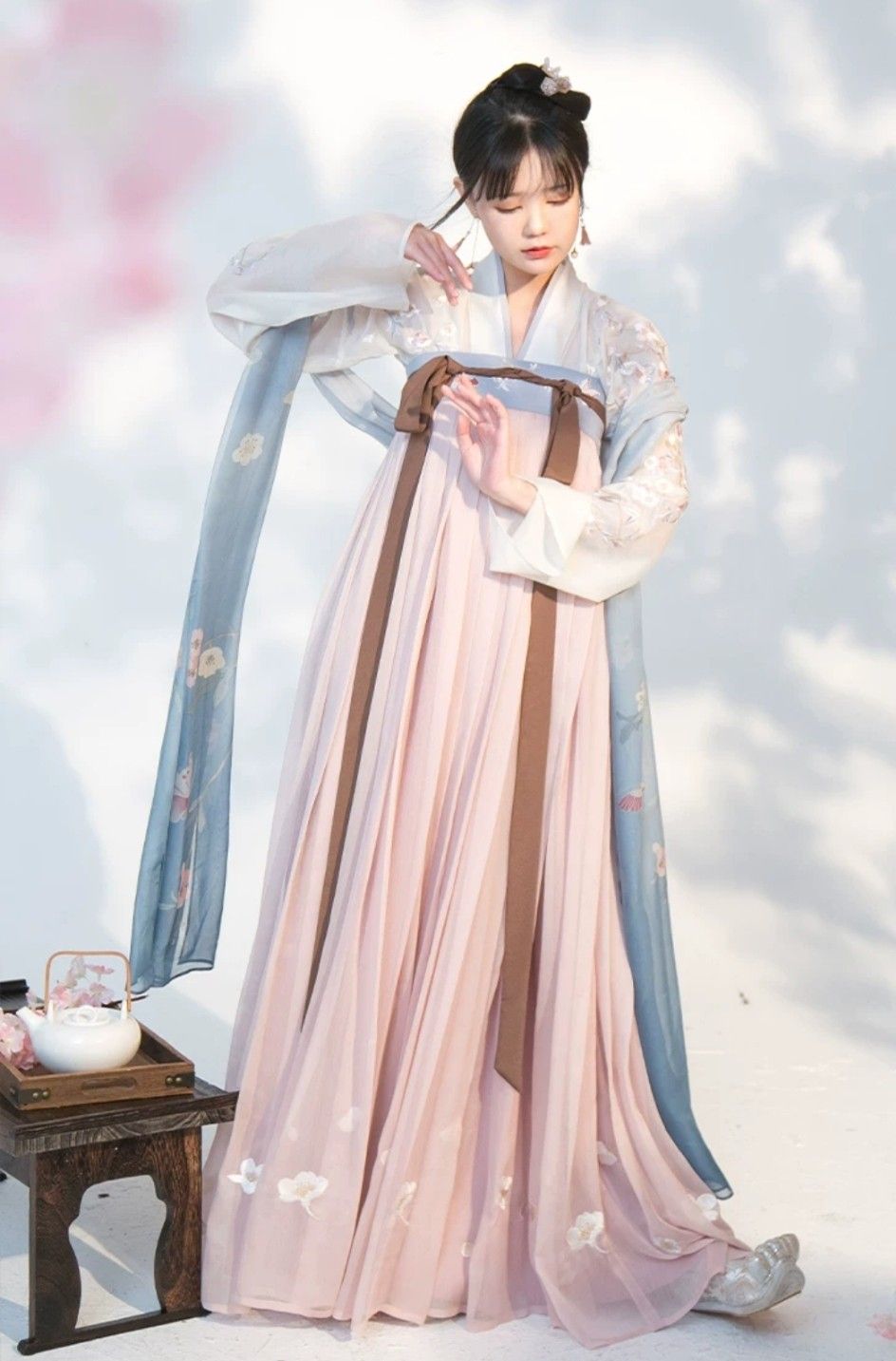 Little Girls Traditional Chinese Fashion:The Charm of Hanfu Shoes