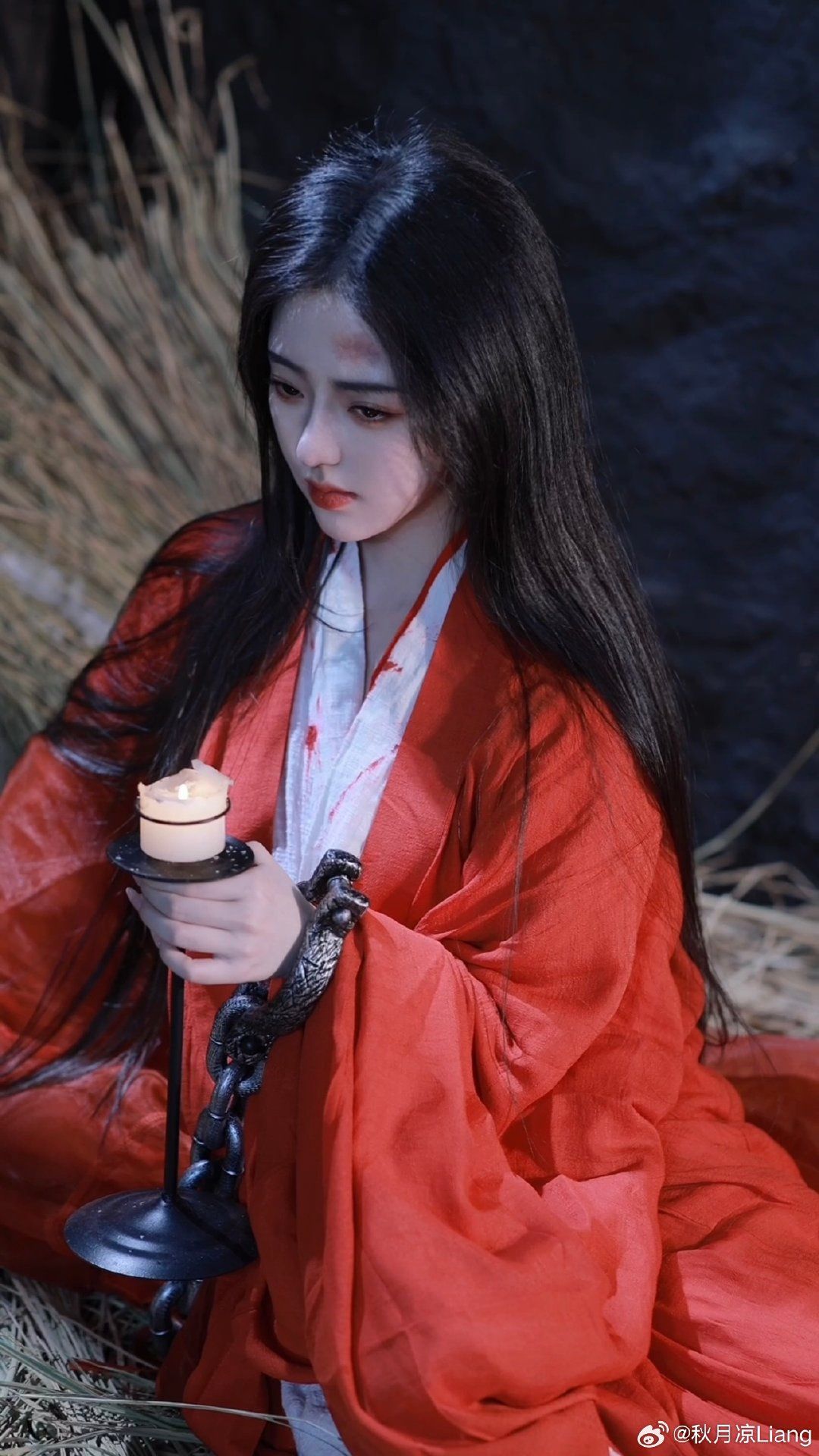 The Revival of Hanfu in Changan:A Journey into Traditional Chinese Elegance The Revival of Hanfu in Changan:A Journey into Traditional Chinese Elegance