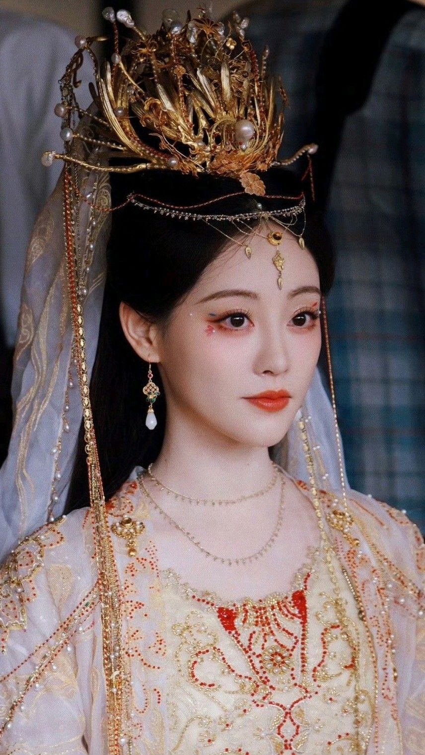 Elegance and Fun:The Rise of Sleepwear-Inspired Traditional Hanfu Fashion Elegance and Fun:The Rise of Sleepwear-Inspired Traditional Hanfu Fashion