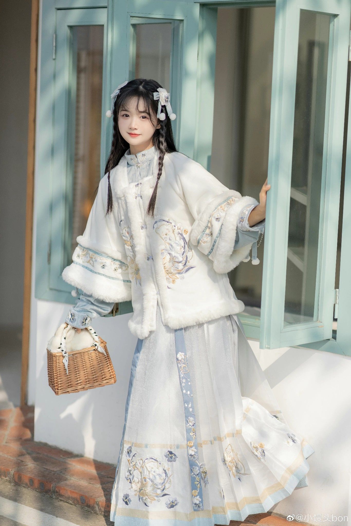 The Splendor of Hanfu Jewelry:A Journey into the World of Traditional Chinese Accessories The Splendor of Hanfu Jewelry:A Journey into the World of Traditional Chinese Accessories