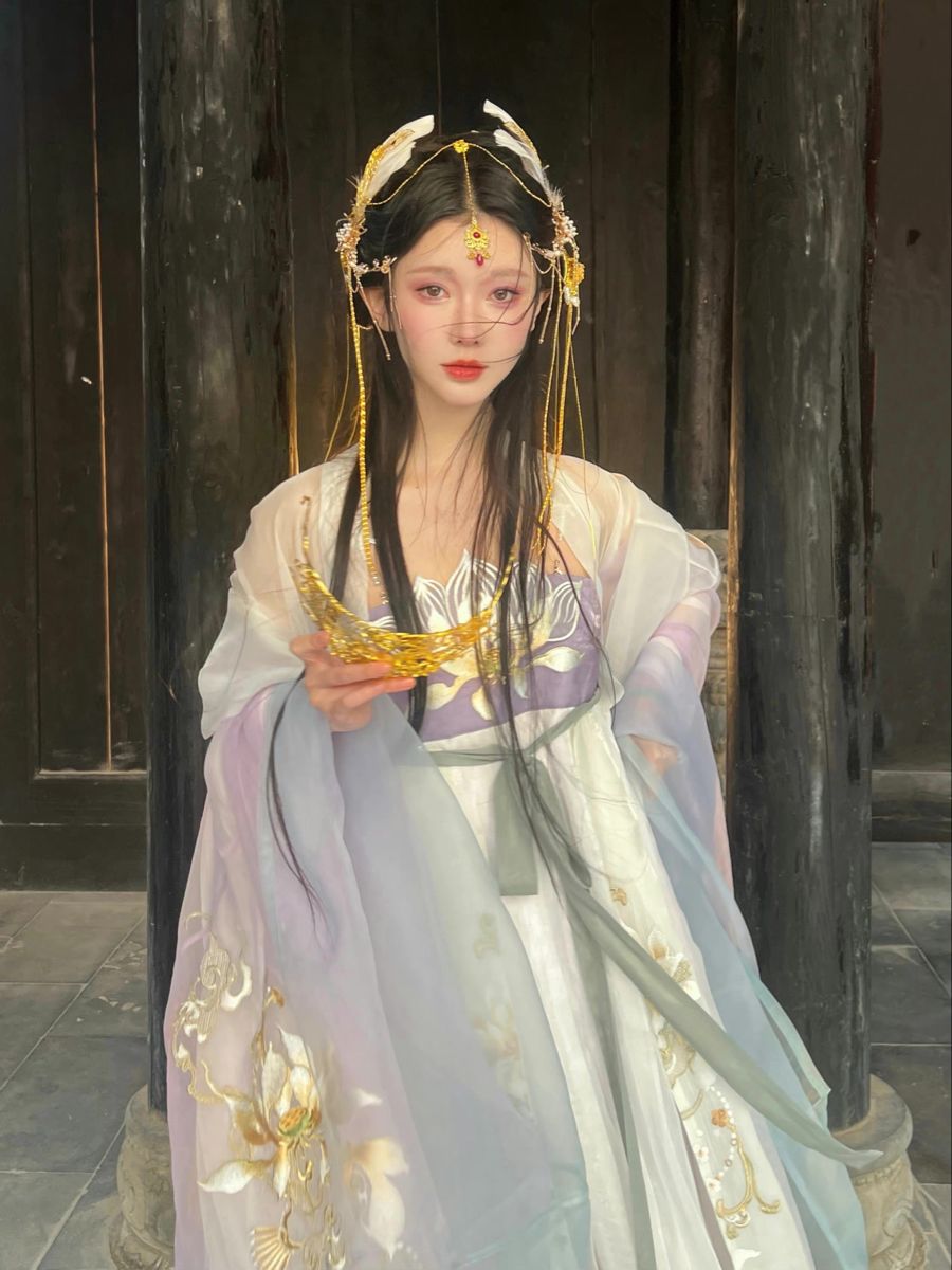 Childrens Hanfu Shoes in Spring and Autumn:A Guide to Traditional Comfort Childrens Hanfu Shoes in Spring and Autumn:A Guide to Traditional Comfort