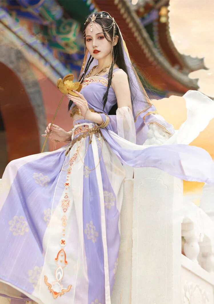 The Splendor of Cheongsam Fashion and High Heels:The Real Cowhide Experience The Splendor of Cheongsam Fashion and High Heels:The Real Cowhide Experience
