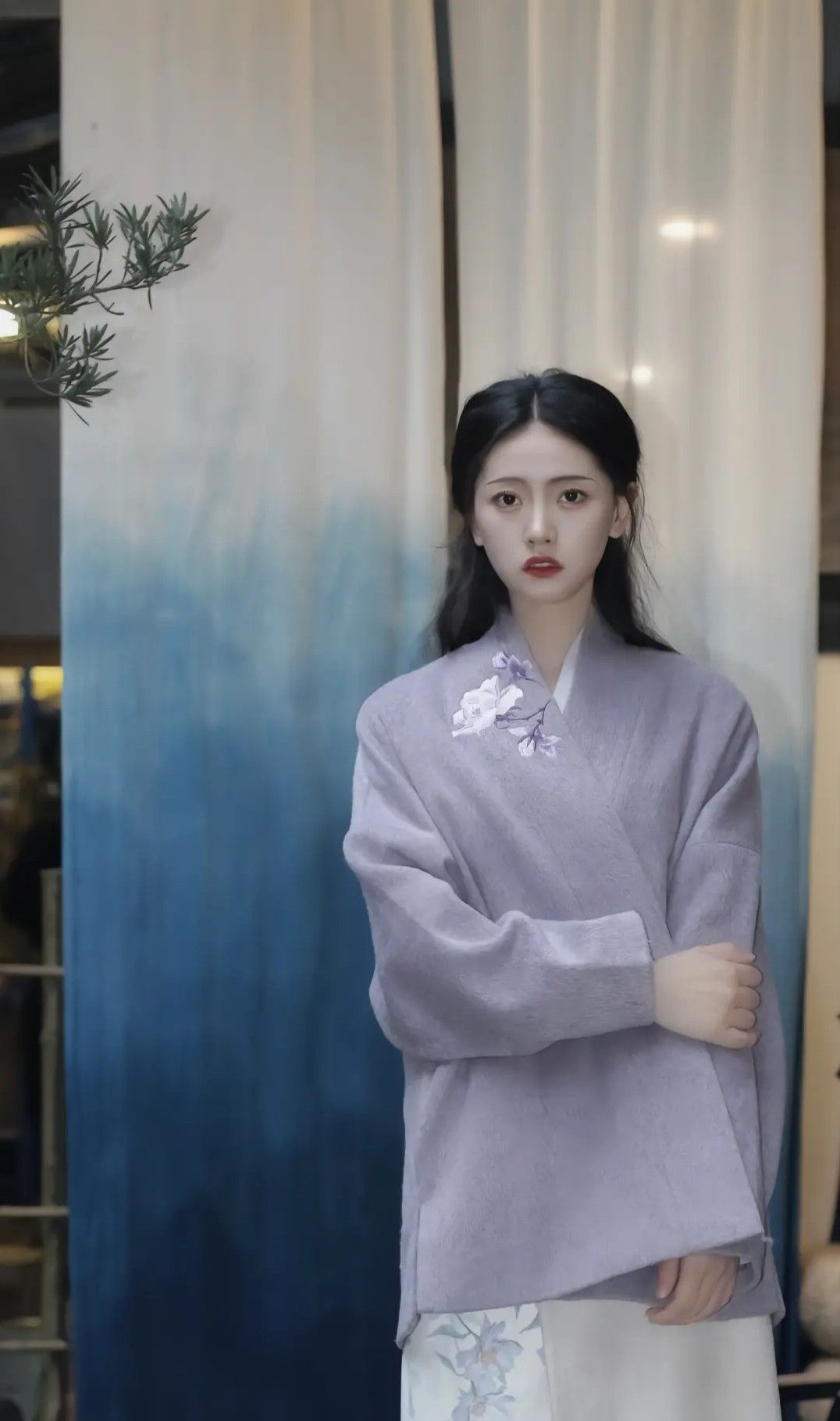 Ethereal Hair Ornaments of Hanfu:A Journey into Fairyland of Traditional Chinese Beauty Ethereal Hair Ornaments of Hanfu:A Journey into Fairyland of Traditional Chinese Beauty