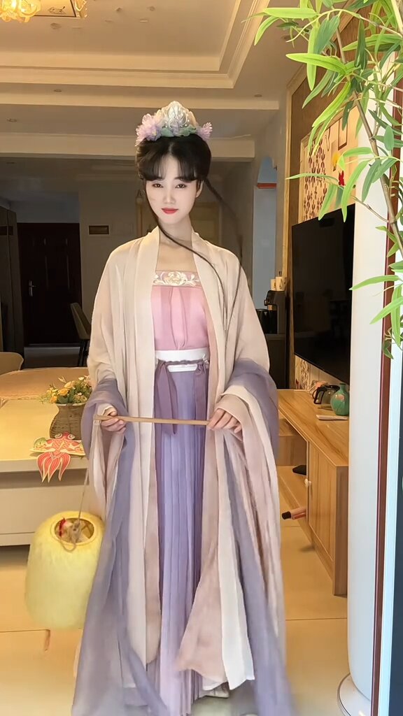 Zhongling Court:Original Hanfu Clothing Shoppe Zhongling Court:Original Hanfu Clothing Shoppe
