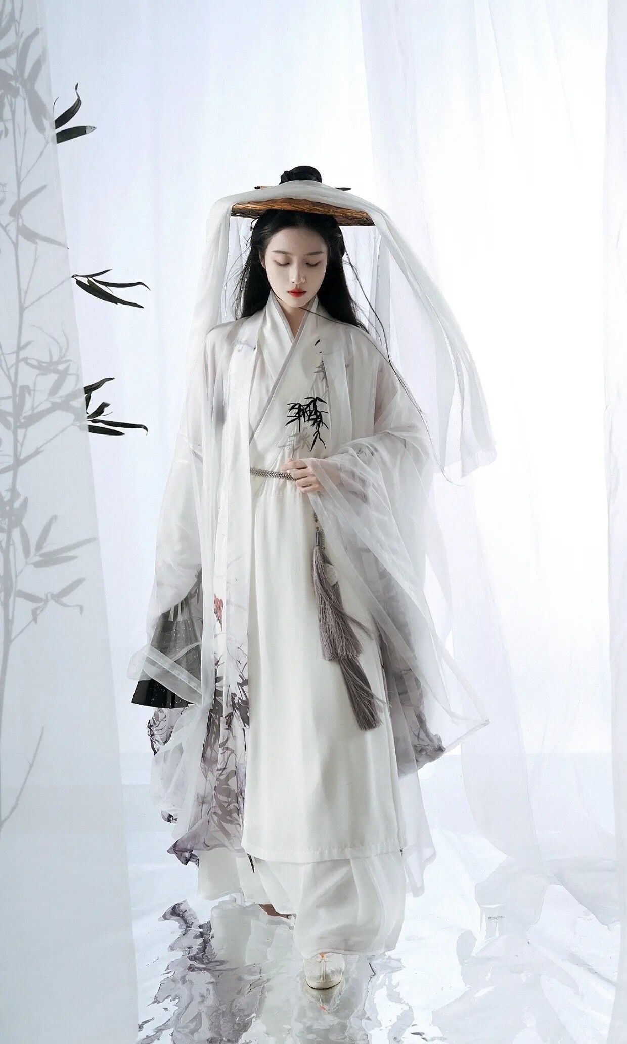 New Years Eve Childs Cheongsam:The Enchantment of Winter Girls Qipao New Years Eve Childs Cheongsam:The Enchantment of Winter Girls Qipao