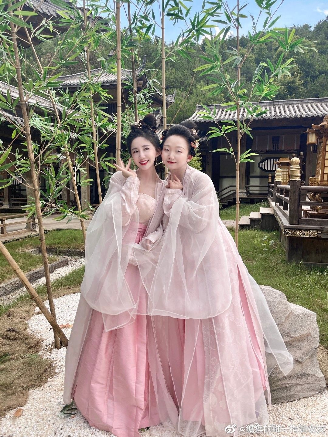 Ancient Hanfu Dress for Summer:A Lightweight Option for Little Girls in Traditional Chinese Attire Ancient Hanfu Dress for Summer:A Lightweight Option for Little Girls in Traditional Chinese Attire