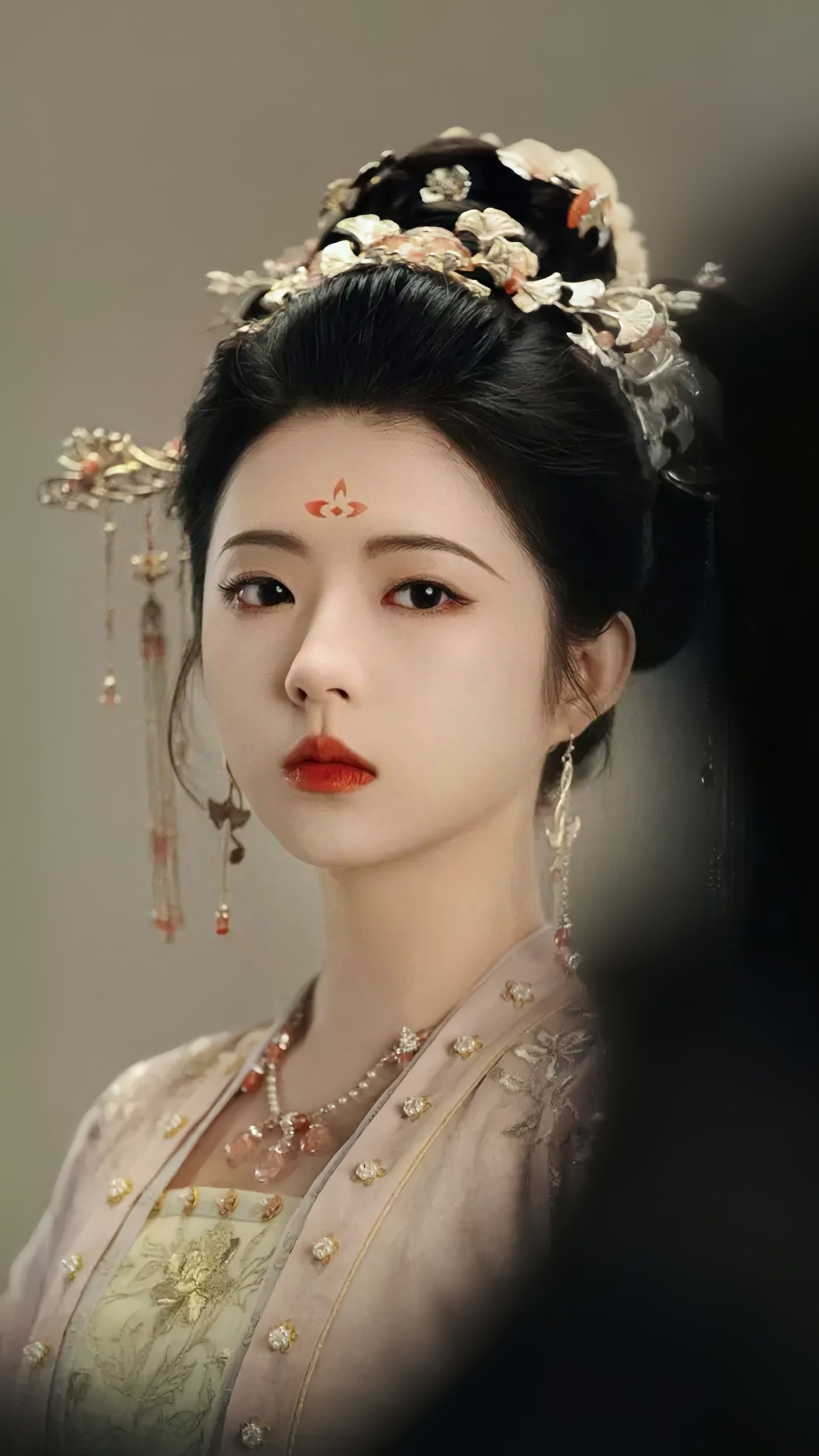 Hanfu Adult Womens Fashion:Exploring the Revival of Traditional Chinese Elegance Hanfu Adult Womens Fashion:Exploring the Revival of Traditional Chinese Elegance