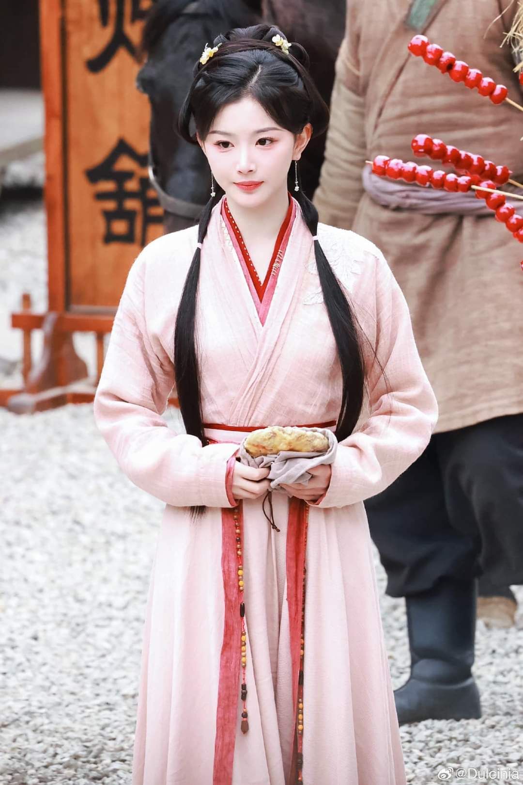 Summer Fashion for Little Girls:The Charm of Hanfu Traditional Chinese Dress Summer Fashion for Little Girls:The Charm of Hanfu Traditional Chinese Dress