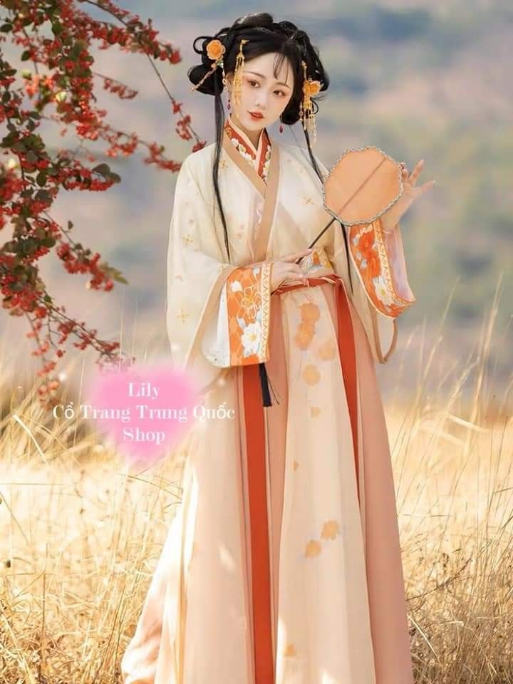 The Charm of Hanfu Fashion for the Petite and Curvier Figure The Charm of Hanfu Fashion for the Petite and Curvier Figure
