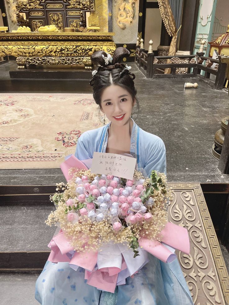 Little Kids in Traditional Hanfu:A Glimpse into the World of Mini Chinese Heritage Fashion Little Kids in Traditional Hanfu:A Glimpse into the World of Mini Chinese Heritage Fashion