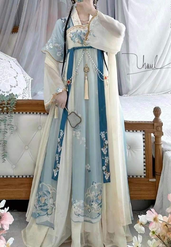 The Fabric of Tang-Style Hanfu:A Journey into Traditional Chinese Textiles The Fabric of Tang-Style Hanfu:A Journey into Traditional Chinese Textiles