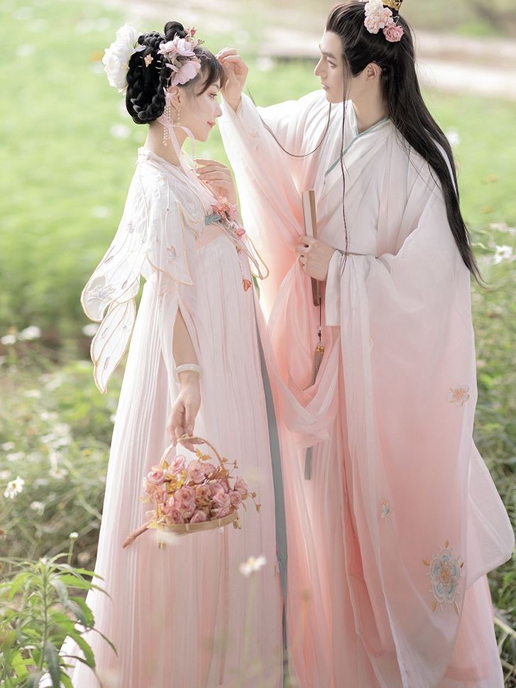 Chinese-Style Hanfu Sleepwear for Women:Embracing Traditional Elegance in Modern Comfort Chinese-Style Hanfu Sleepwear for Women:Embracing Traditional Elegance in Modern Comfort