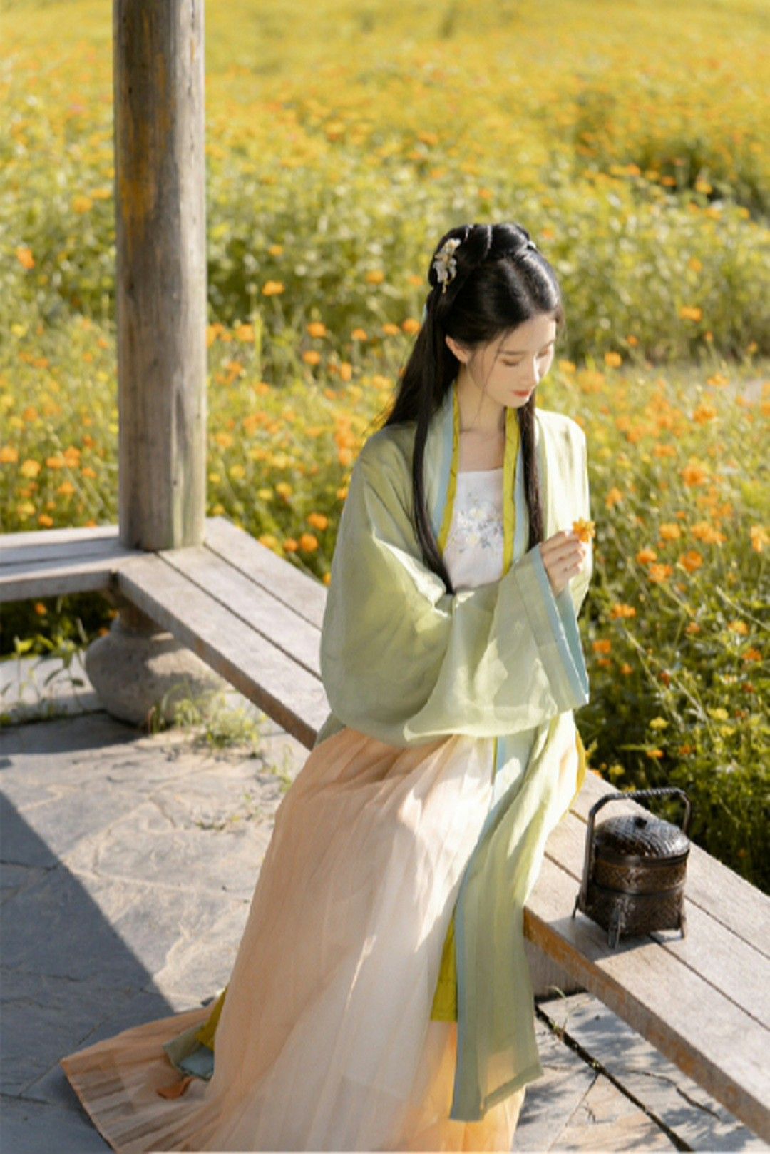 Embracing Plus-Size Daily Life with a Traditional Twist:The Mamin Qun Skirt Revolution