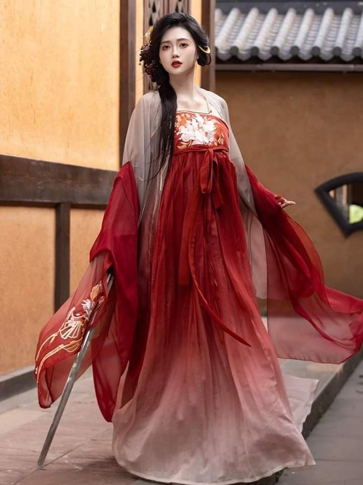 New Year Splendor for Giant Breed Dogs:The Rise of Traditional Tangsuits New Year Splendor for Giant Breed Dogs:The Rise of Traditional Tangsuits