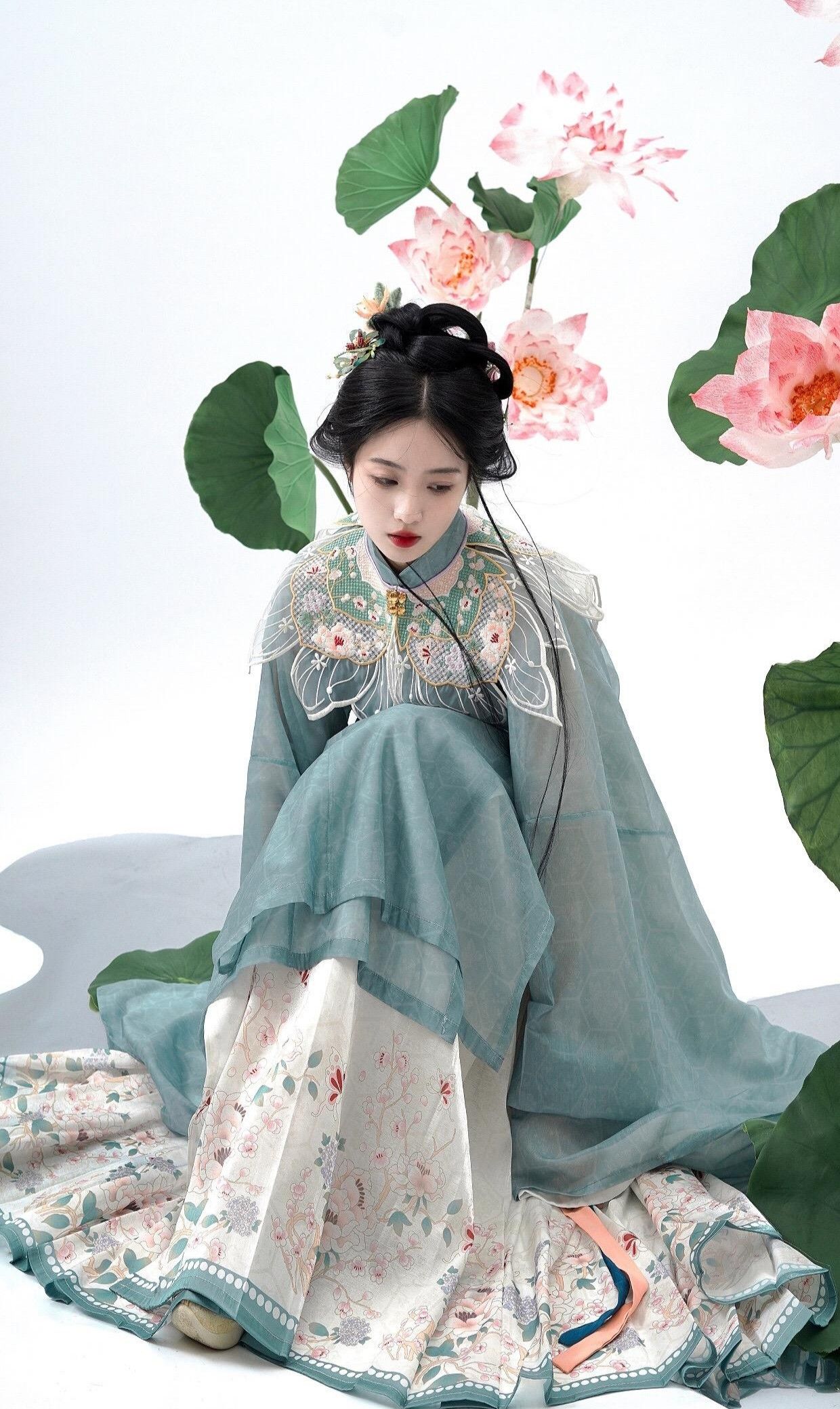 Winter Cheongsam Skirts:Embracing the Lovely Allure of Autumn and Winter Fashion Winter Cheongsam Skirts:Embracing the Lovely Allure of Autumn and Winter Fashion