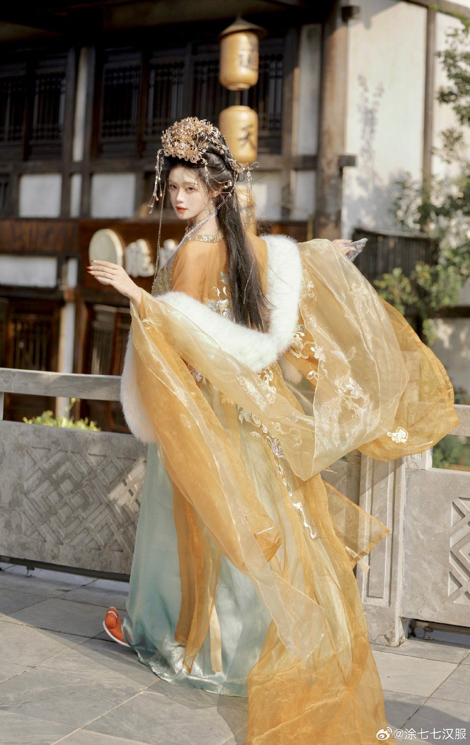 The Introduction of Hanfu Childrens Fashion for 1-3 Year Old Girls