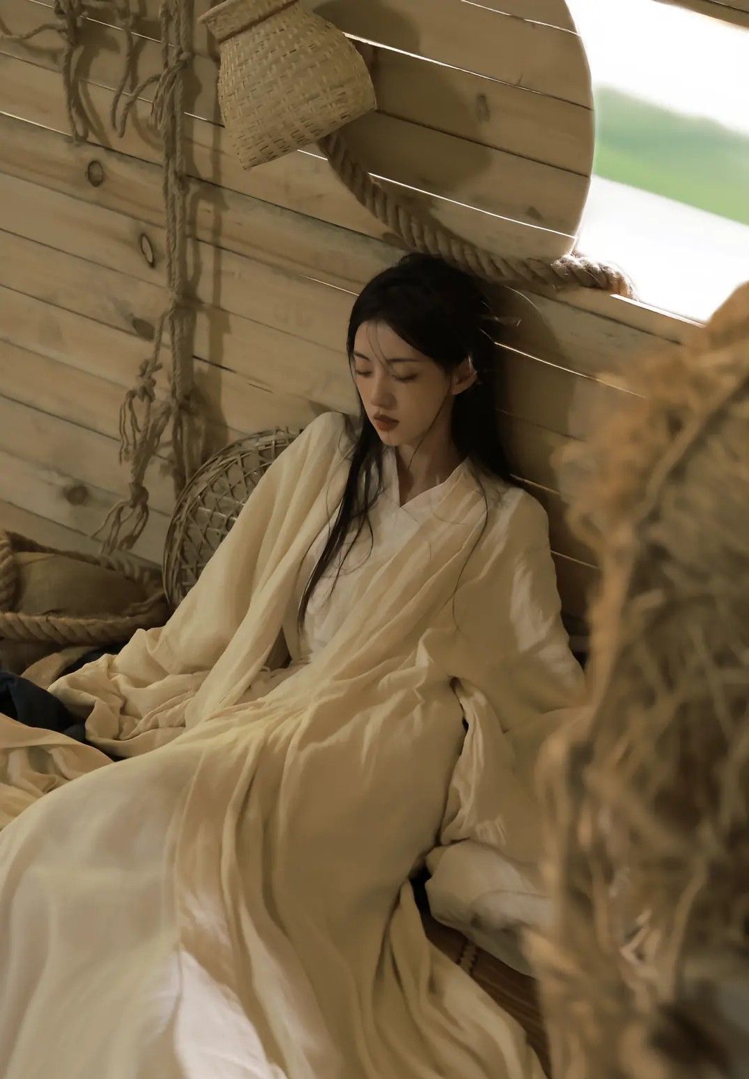 The Joy of Meeting in Traditional Hanfu:A Journey into Chinese Cultural Heritage The Joy of Meeting in Traditional Hanfu:A Journey into Chinese Cultural Heritage