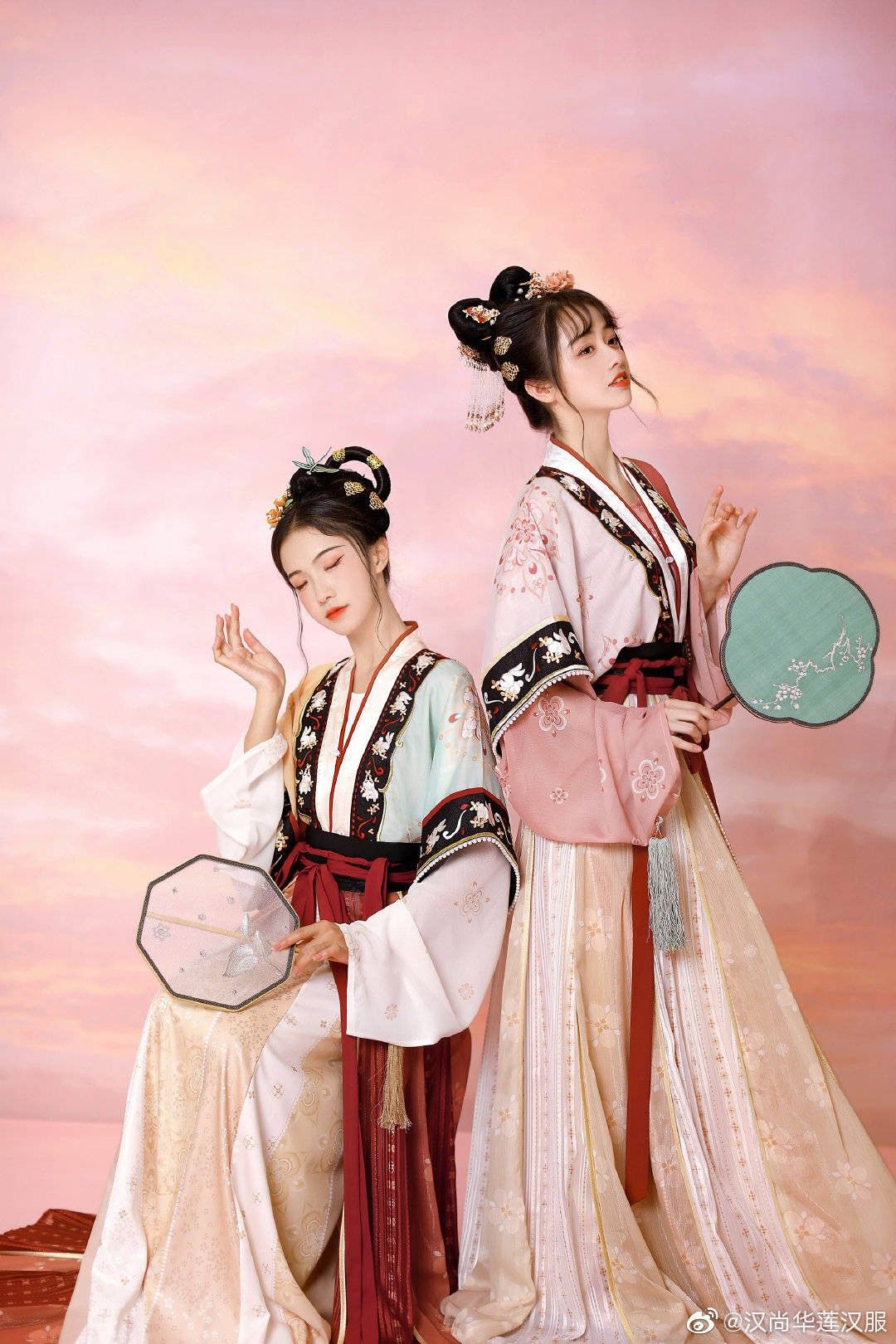 Autumn and Winter Ming-Style Hanfu Fashion:A Complete Guide to Traditional Chinese Attire