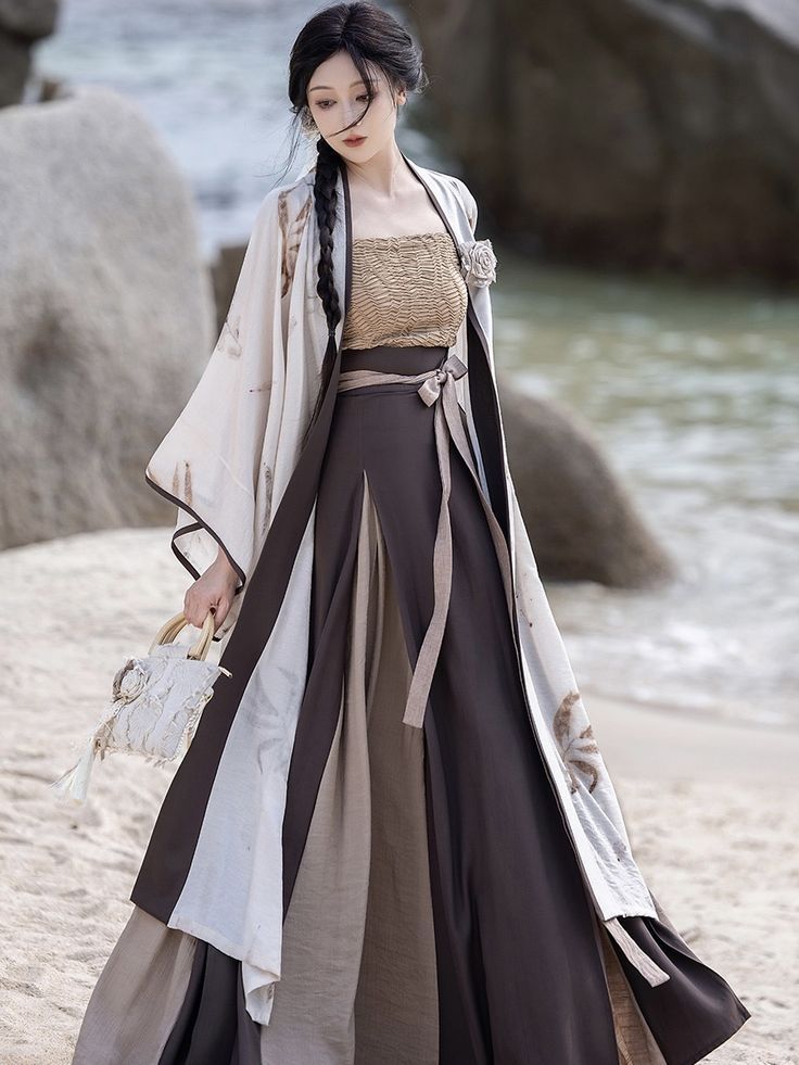 Red Hanfu Fashion for Women in Autumn and Winter:A Guide to Adult Styles Red Hanfu Fashion for Women in Autumn and Winter:A Guide to Adult Styles