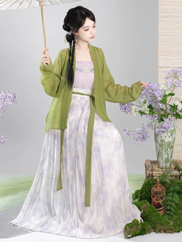 Original Hanfu Fashion at Lingqitang:Embracing Traditional Elegance
