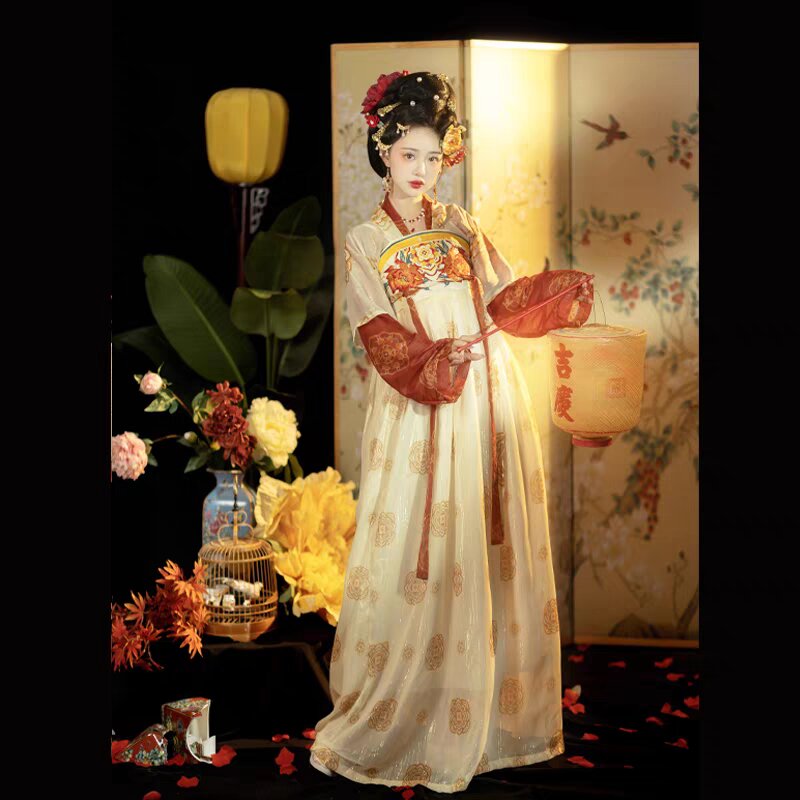 A Complete Guide to Hanfu Traditional Chinese Costume for Spring and Autumn Seasons A Complete Guide to Hanfu Traditional Chinese Costume for Spring and Autumn Seasons