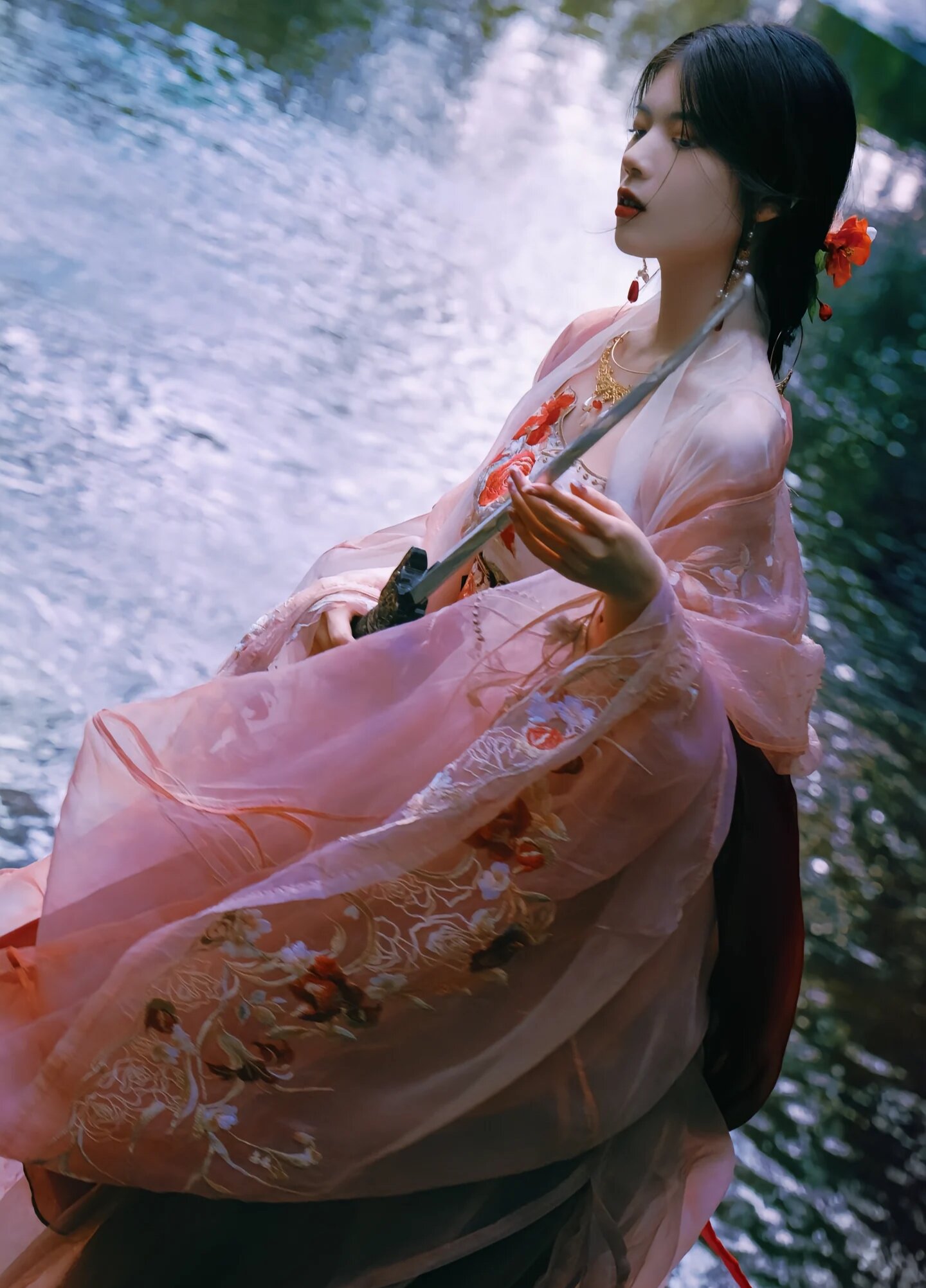 The Evolution of Hairpins and Cheongsam:A Journey Through Traditional Chinese Beauty The Evolution of Hairpins and Cheongsam:A Journey Through Traditional Chinese Beauty