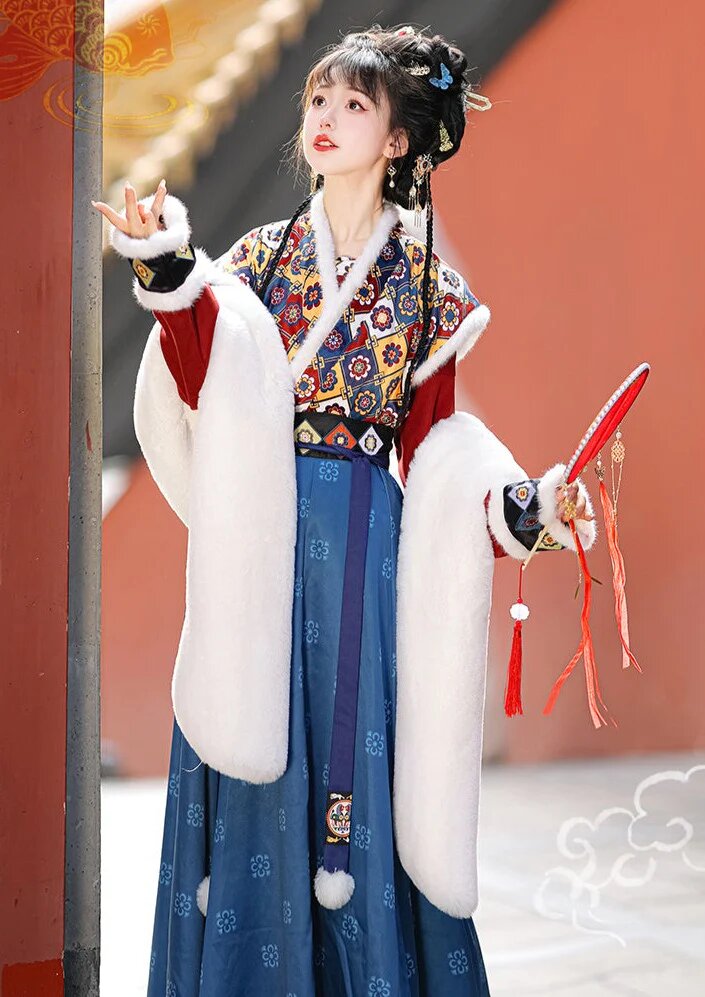 Luxury Chinese-Style Tang Costume Womens Top for Autumn-Winter