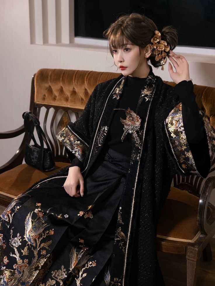 Elegant and Enchanting:The Ancient Beauty of Hanfu for Adult Women Elegant and Enchanting:The Ancient Beauty of Hanfu for Adult Women