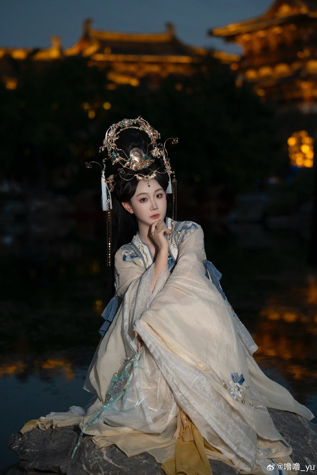 The Charm of Light-Colored Horseface Skirt The Charm of Light-Colored Horseface Skirt