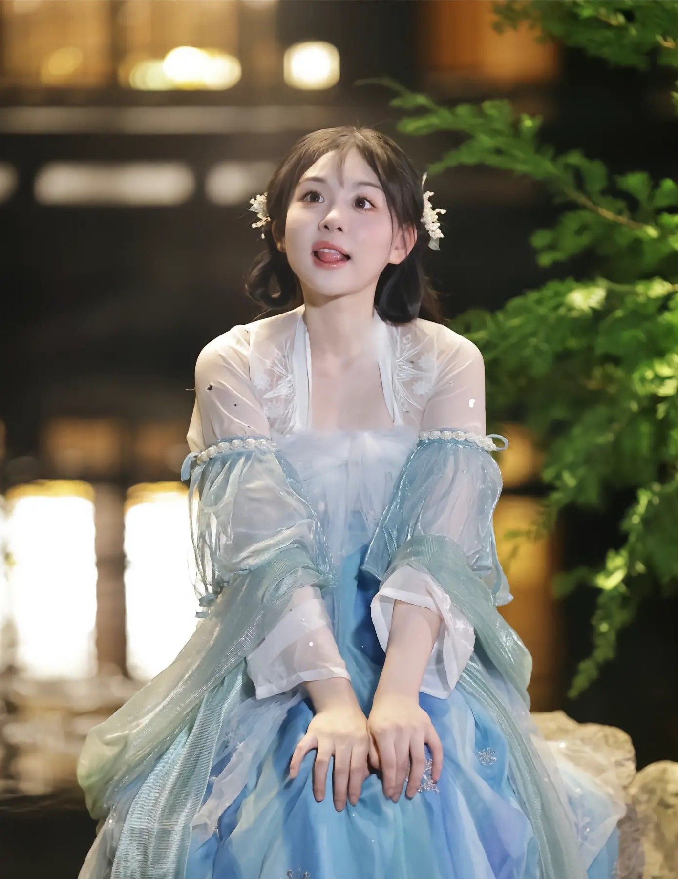 Palace Guards Journey:Exploring the Revival of Hanfu Fashion in Modern Times Palace Guards Journey:Exploring the Revival of Hanfu Fashion in Modern Times