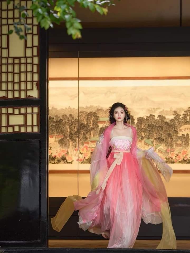 Hanfu Fashion:Exploring the World of Summer Han女装 for Middle School Girls