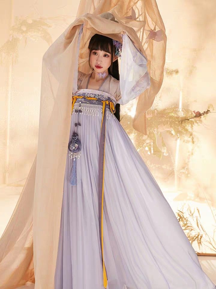 The Vibrant Yellow Tang Suit of Children:A Cultural Icon of Chinese Heritage The Vibrant Yellow Tang Suit of Children:A Cultural Icon of Chinese Heritage