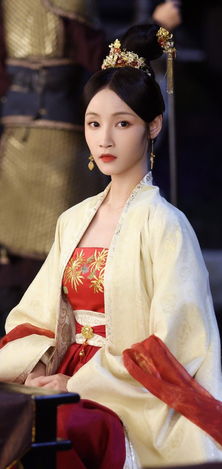 Winter Warmth in Hanfu Qiyao:A Guide to Comfortable Traditional Chinese Clothing Winter Warmth in Hanfu Qiyao:A Guide to Comfortable Traditional Chinese Clothing