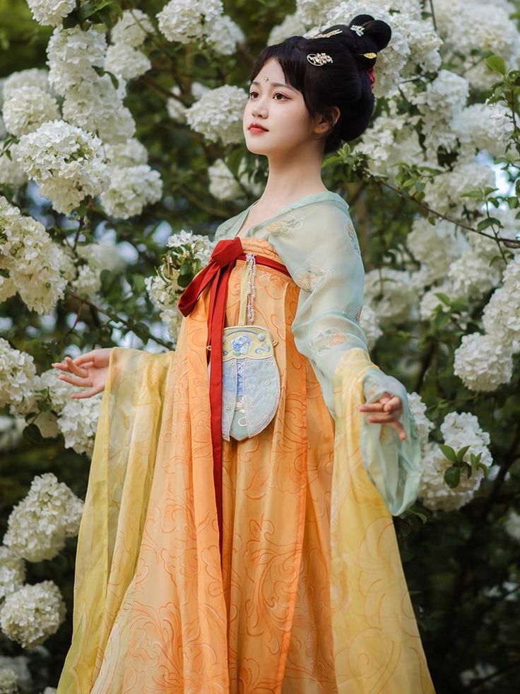 Winter-Style Thickened Long Cheongsam:A Blend of Tradition and Modern Comfort Winter-Style Thickened Long Cheongsam:A Blend of Tradition and Modern Comfort