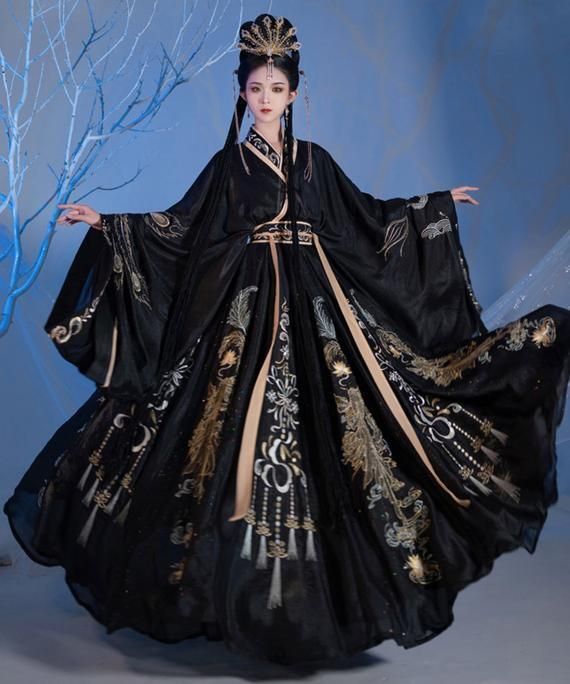 The Splendor of Du Fus Hanfu:A Journey into the Cultural Tapestry of Ancient China The Splendor of Du Fus Hanfu:A Journey into the Cultural Tapestry of Ancient China