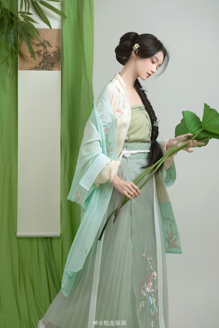 Childrens Hanfu Shoes:A Fairy Tale of Girls Elegance Childrens Hanfu Shoes:A Fairy Tale of Girls Elegance