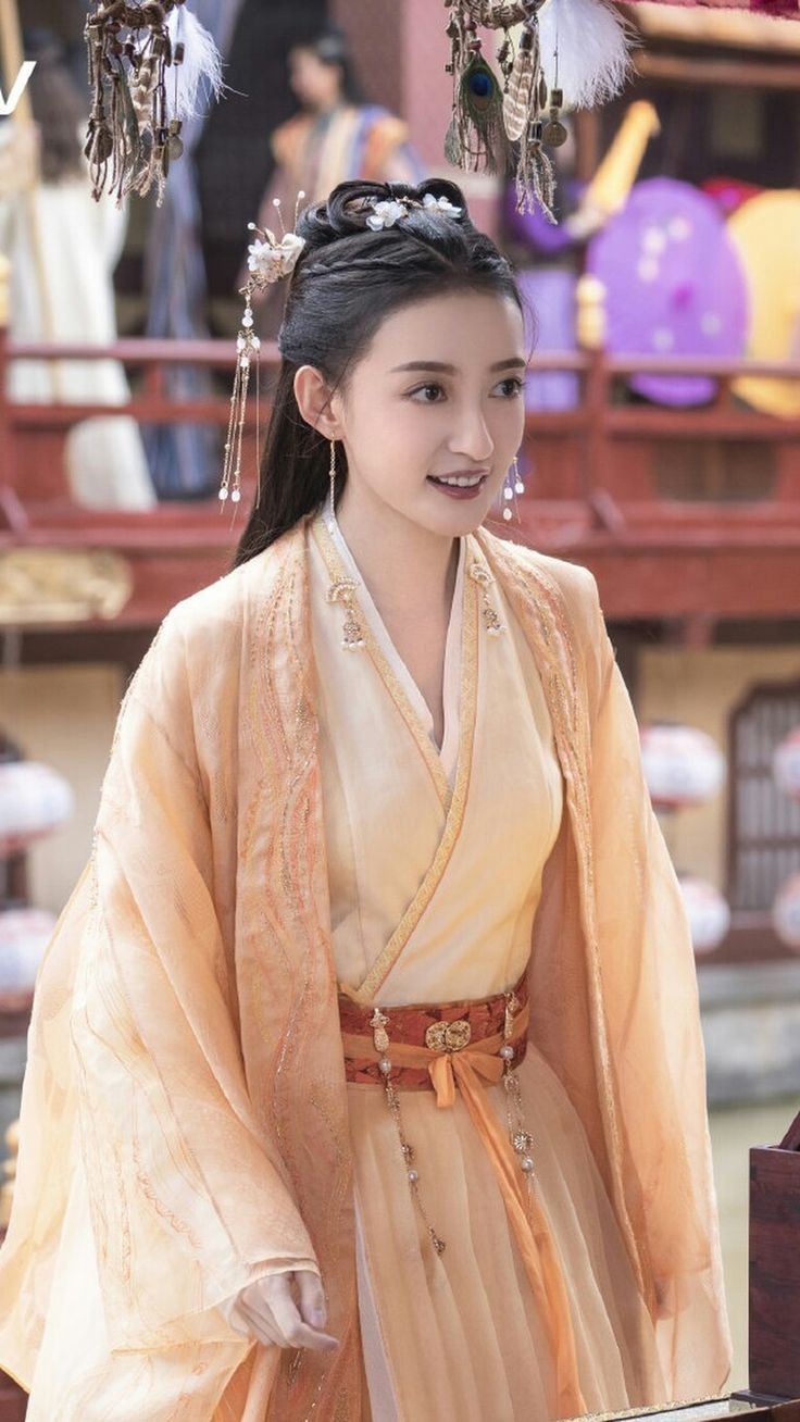 Winter Hanfu:A Fairy-like Style in the Cold Season Winter Hanfu:A Fairy-like Style in the Cold Season