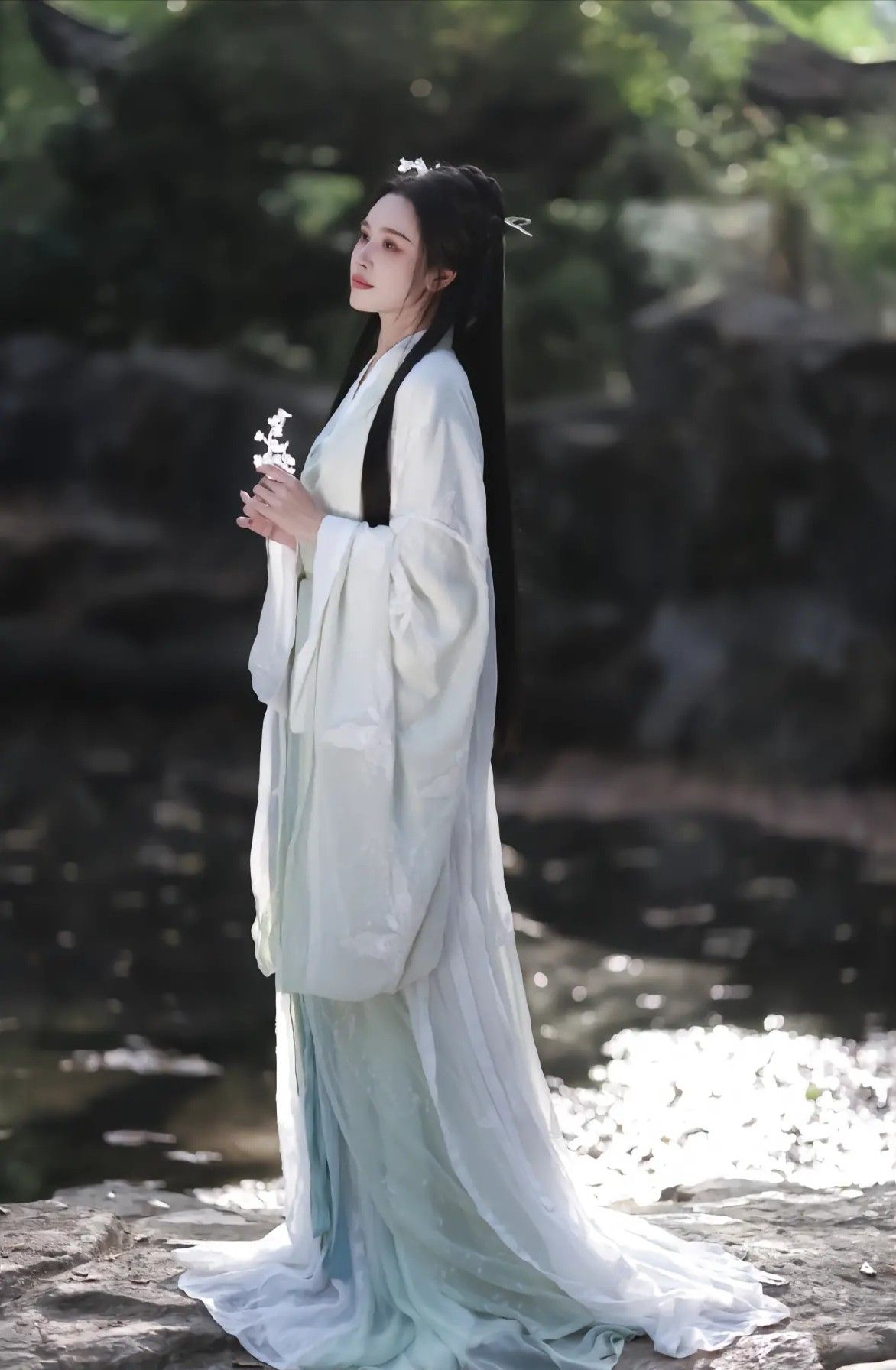 Original Hanfu Fashion Shop:Preserving Traditional Elegance Through Modern Retail Original Hanfu Fashion Shop:Preserving Traditional Elegance Through Modern Retail